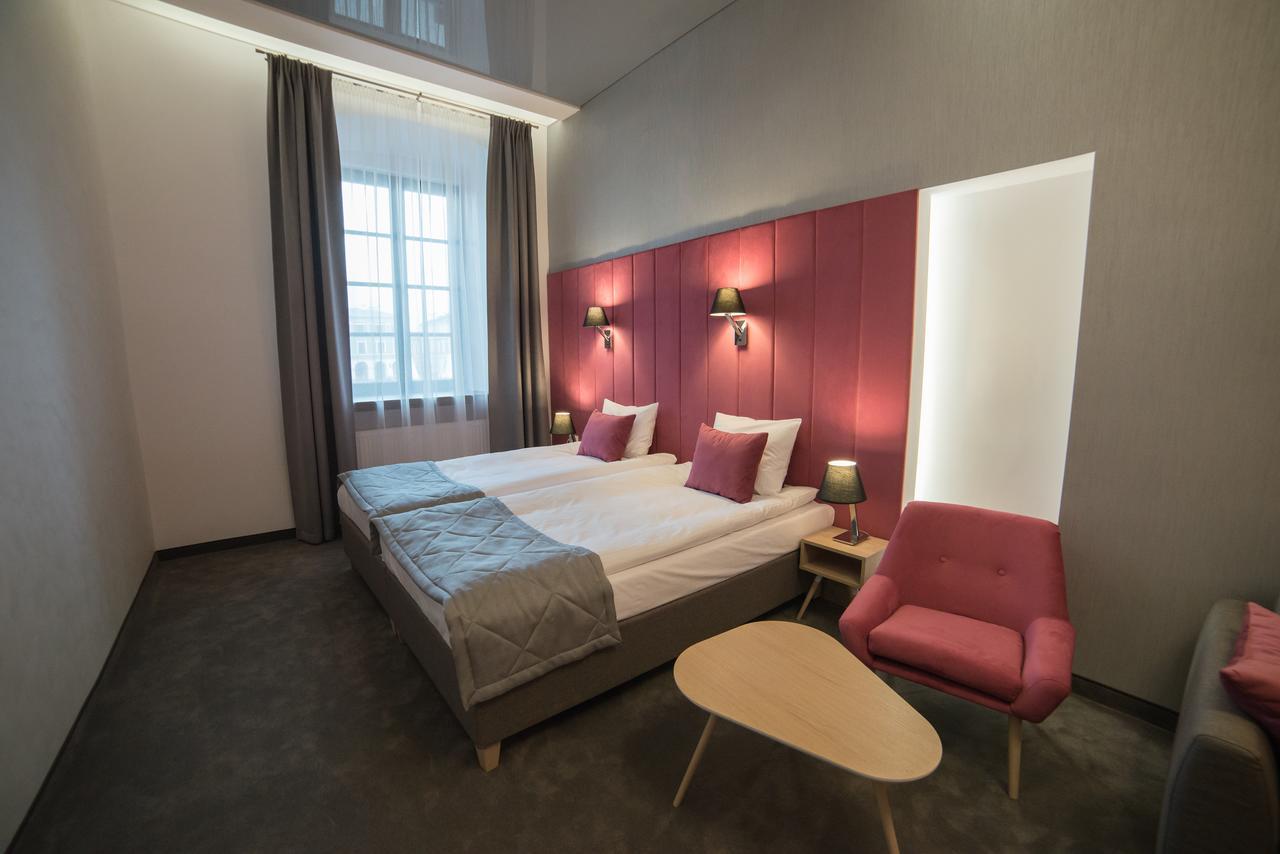 Hotel Arte Замосць Экстерьер фото