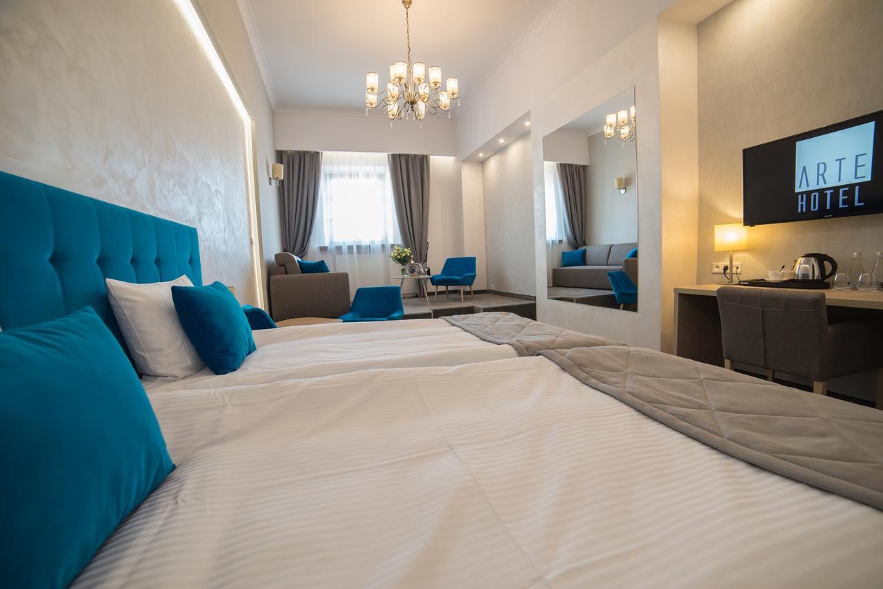 Hotel Arte Замосць Экстерьер фото